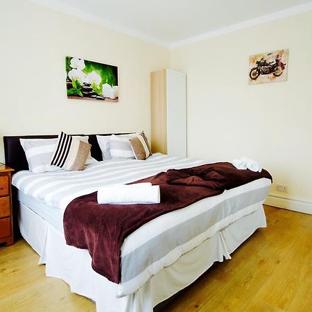 Gable Lodge ลอนดอน ภายนอก รูปภาพ