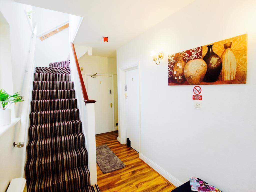 Gable Lodge ลอนดอน ภายนอก รูปภาพ